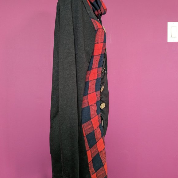 Plaid and black button detail tunic - Picture 2 of 7